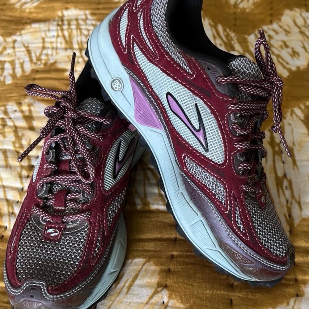Brooks Cascadia Trail Running Shoes